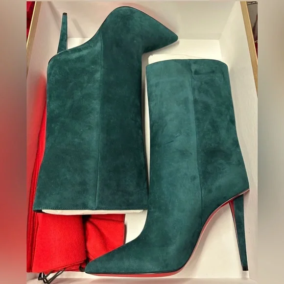 Emerald green louboutins shop